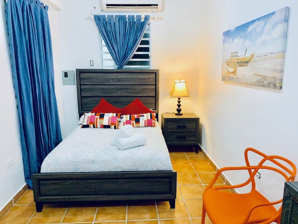 Dv 101 Economy Ocean View Suite / Kitchenette / 1 Futon Bed, Oceanfront Property photo 3