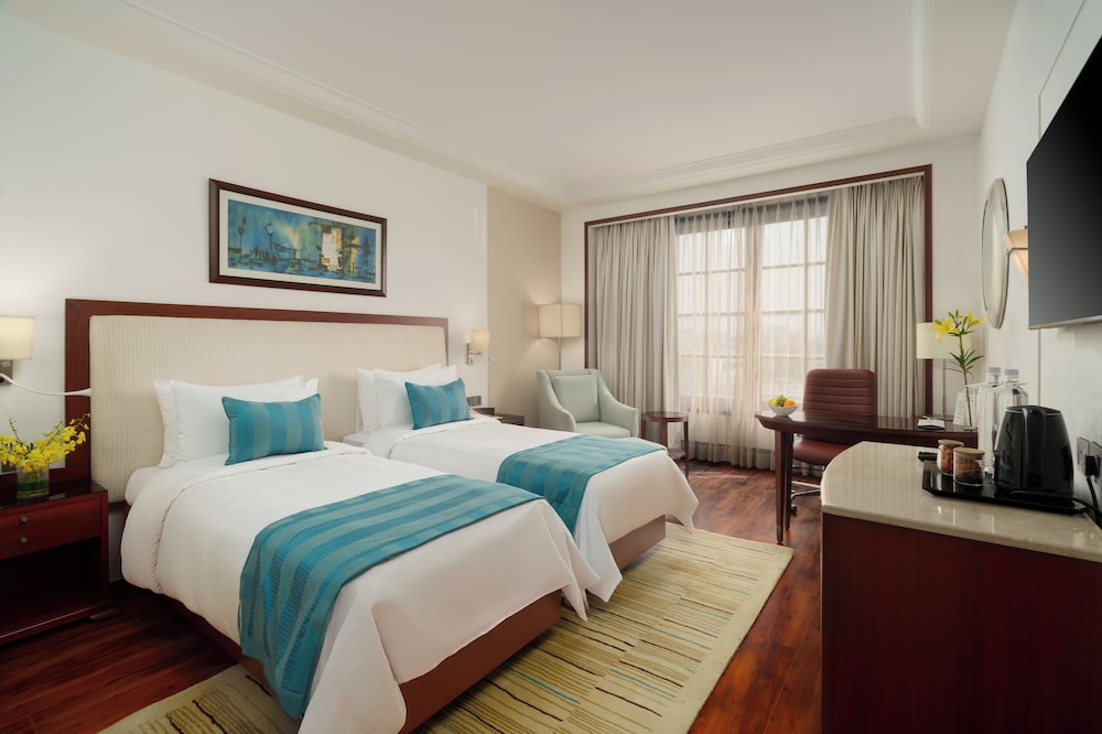 Premium Twin Room photo 2