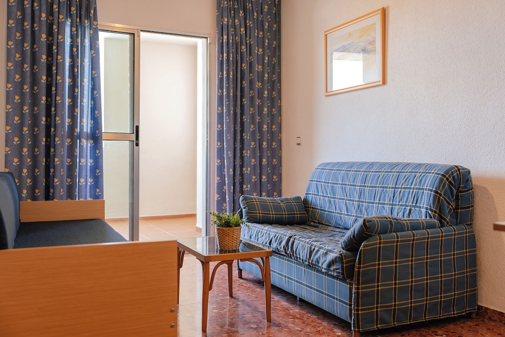 Apartamento, 1 Habitación, Balcón, Vista al Lago (Xl, 2 Adultos + 1 Niño)