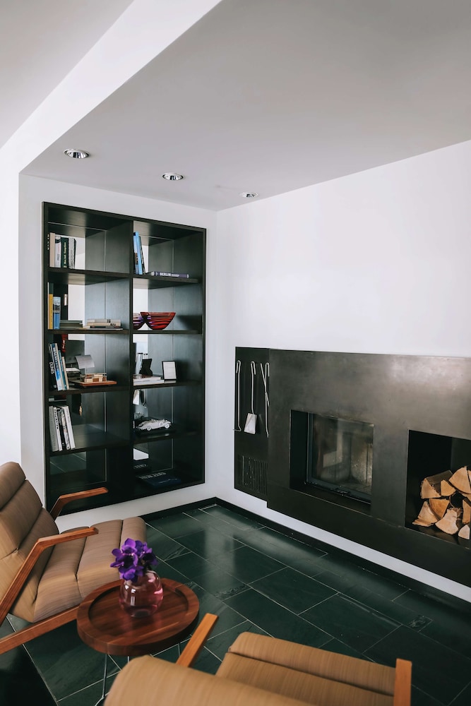 Executive Suite Executive Suite