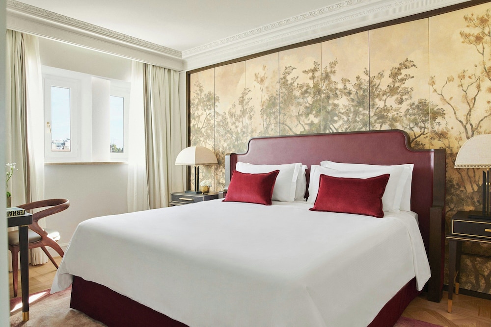 Palace Suite - Photo 8