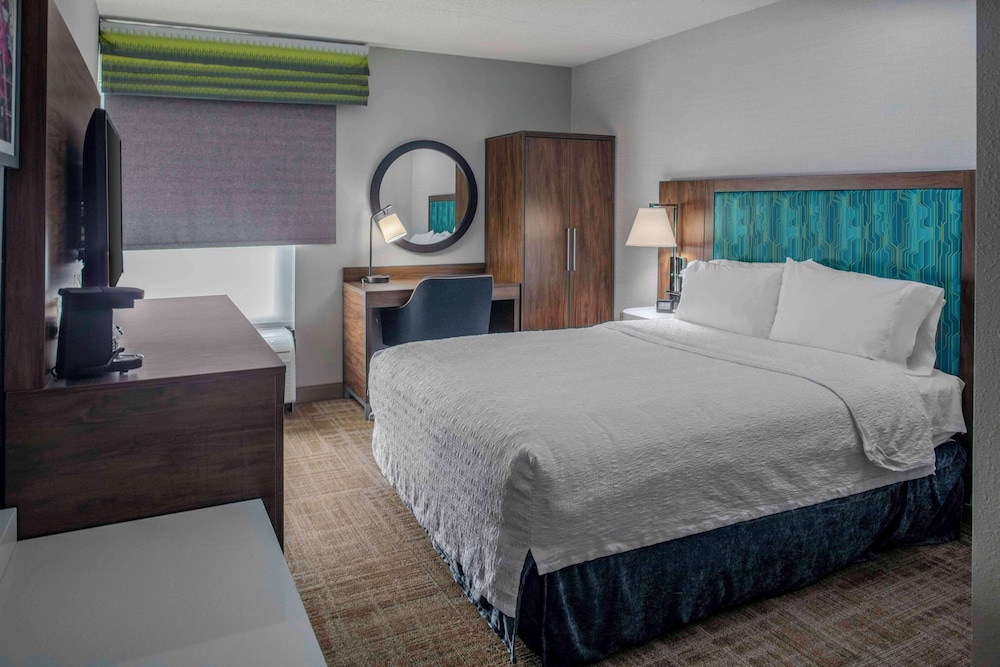 Room, 1 Queen Bed, Non Smoking - Photo 3