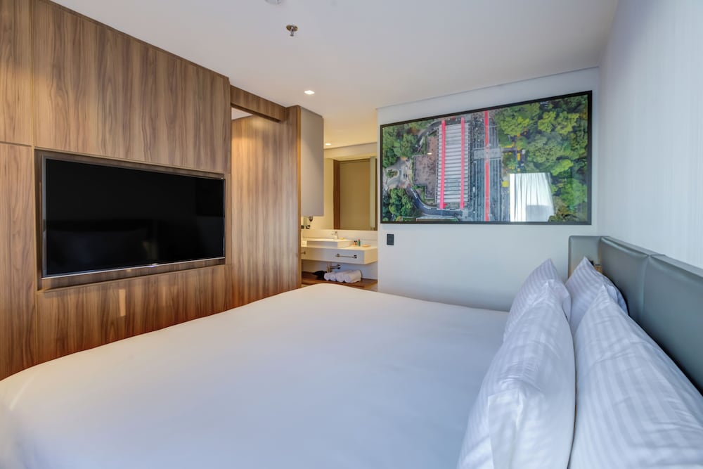 Luxury Room, 1 King Bed