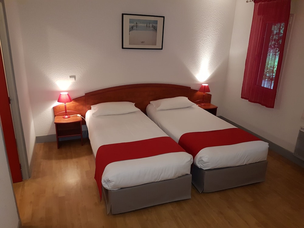 Classic Double or Twin Room, Private Bathroom, Garden View photo 1
