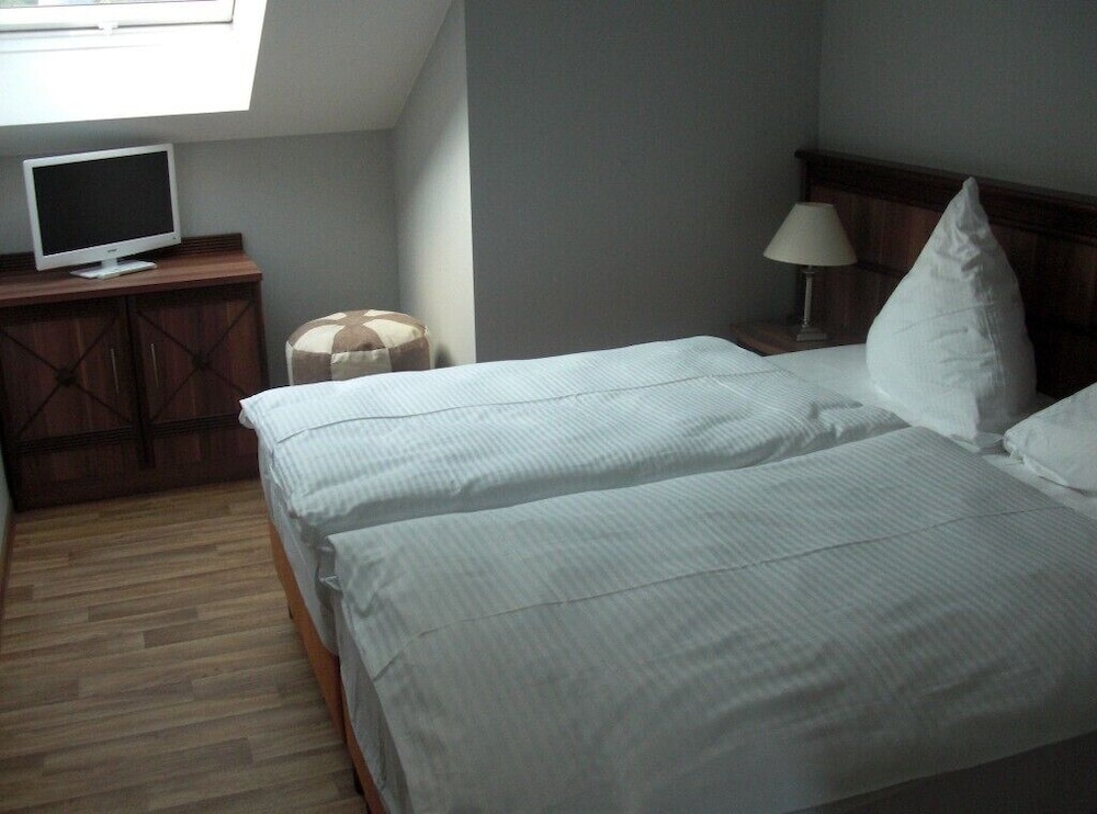 Apartment (Morgentau)