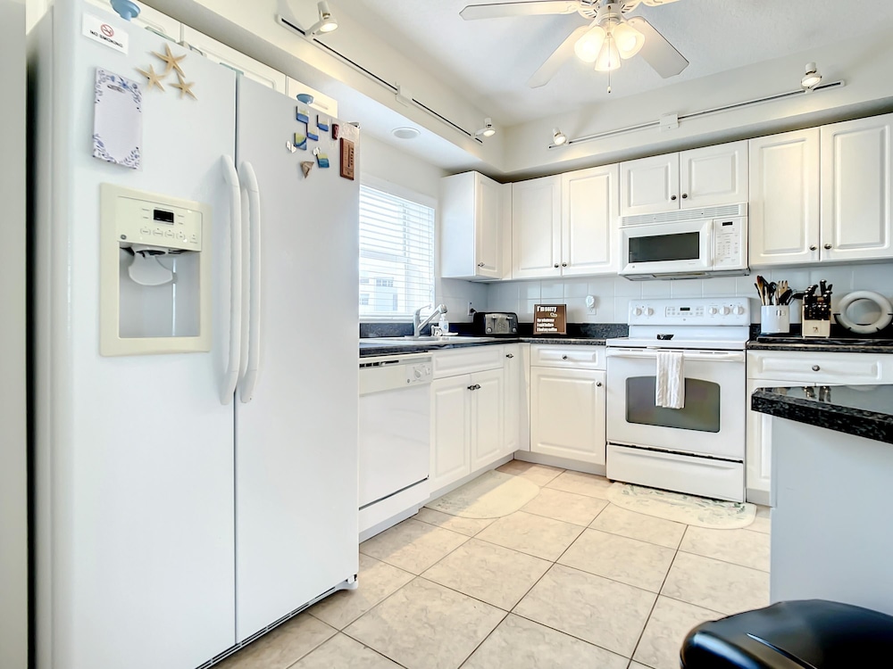 Gorgeous 3 2 Corner Unit With Spectacular Views of the Pond Ow15-401, 写真 52