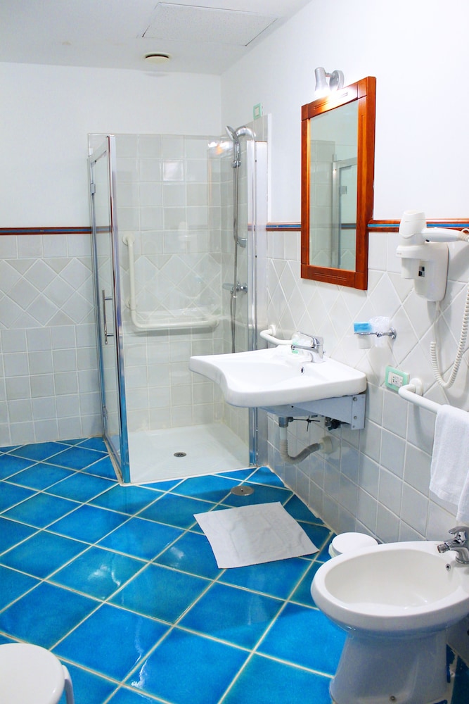 Classic Double Room - Photo 2