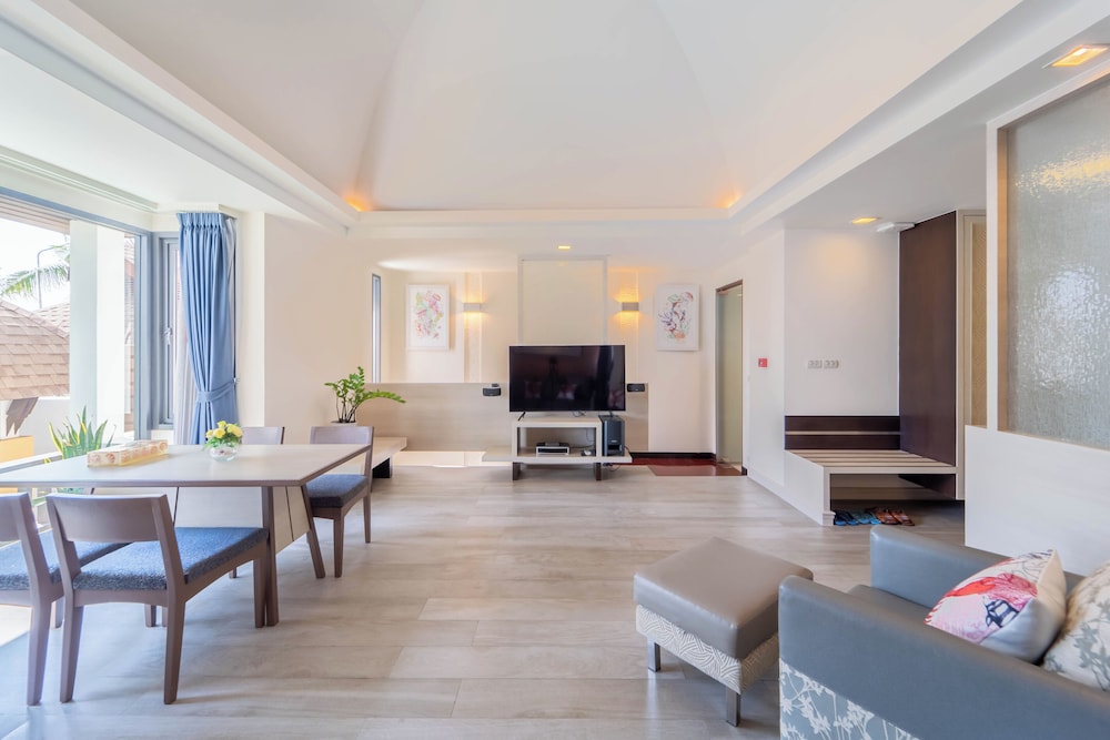 Pool Villa Beachfront - Photo 6