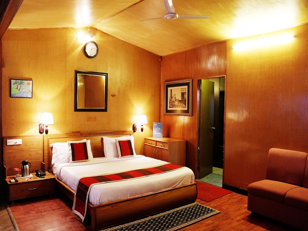 Standard Double Or Twin Room, 1 Bedroom, Private Bathroom photo 2