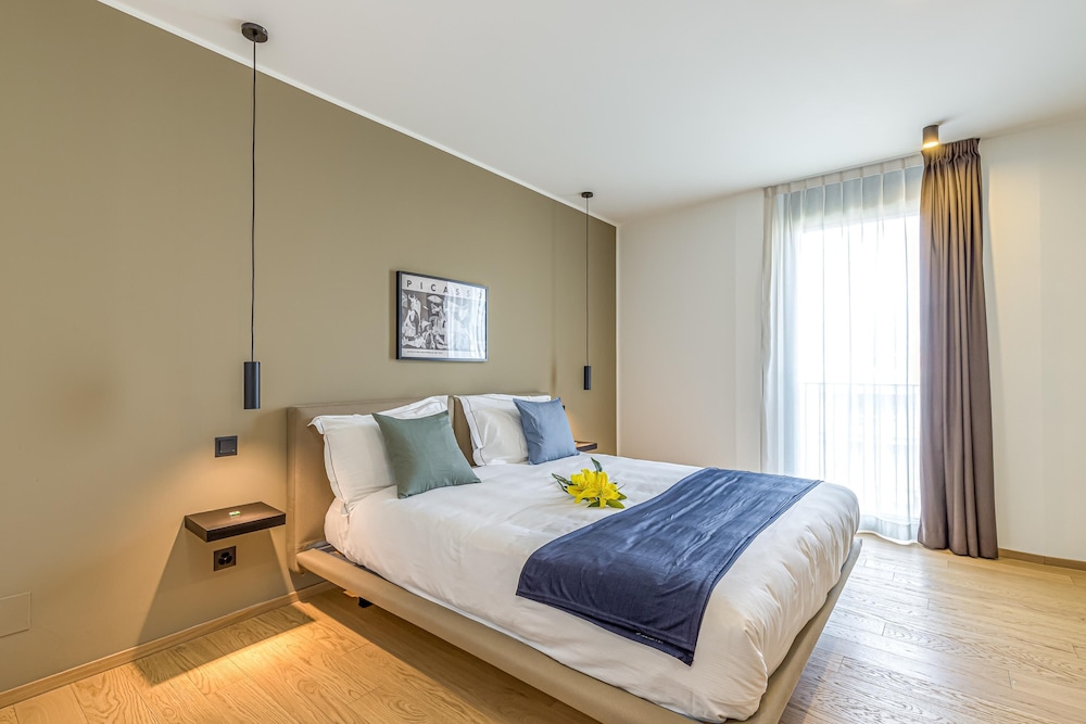 Family Apartment, Multiple Bedrooms (ICON H Lugano 603 Suite Executive)