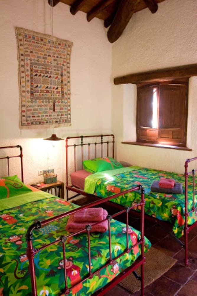 Romantic Cottage, 2 Bedrooms, Terrace, Hill View (Zoya) photo 3