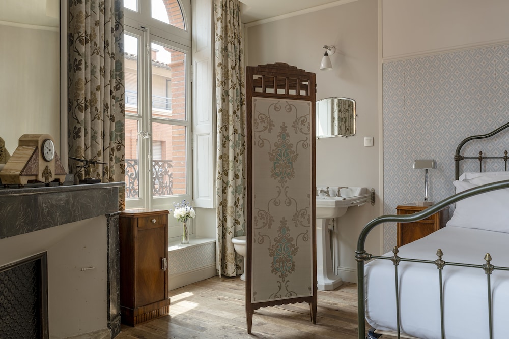 Suite (Saint-Exupéry) photo 3