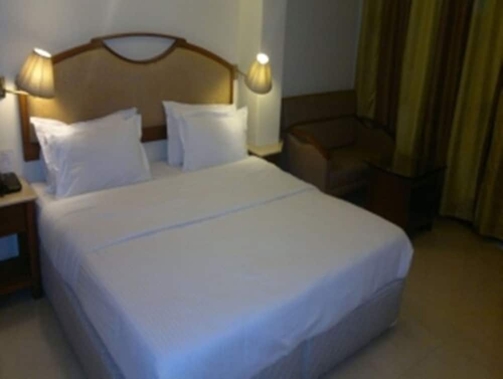 Superior Room - Photo 10