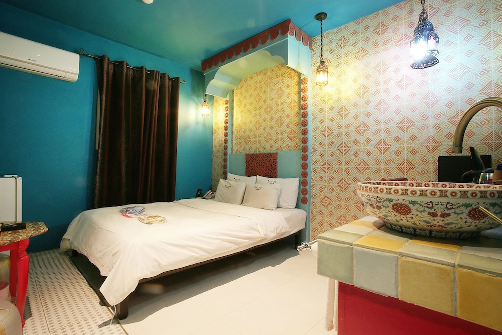 Standard Room photo 3