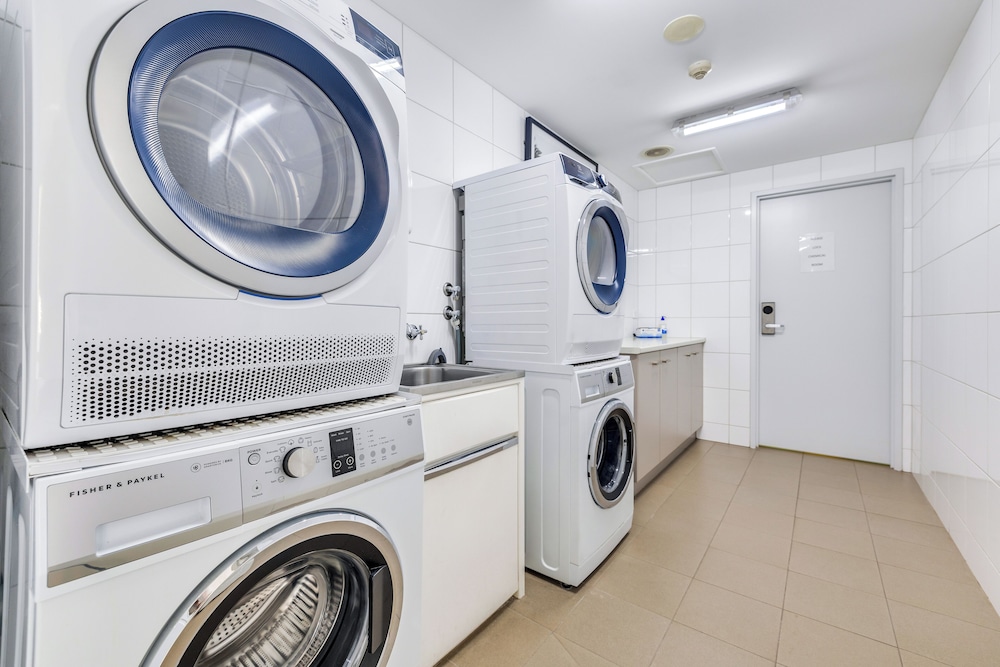 Studio Apartment - Photo 3