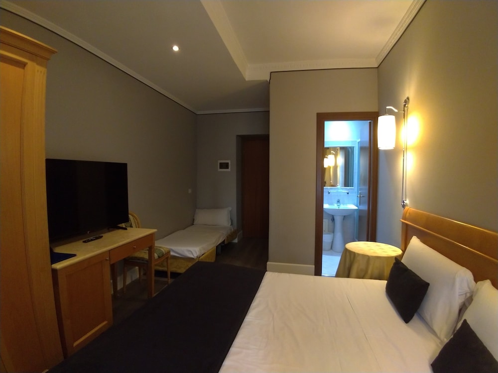 Single Room photo 2