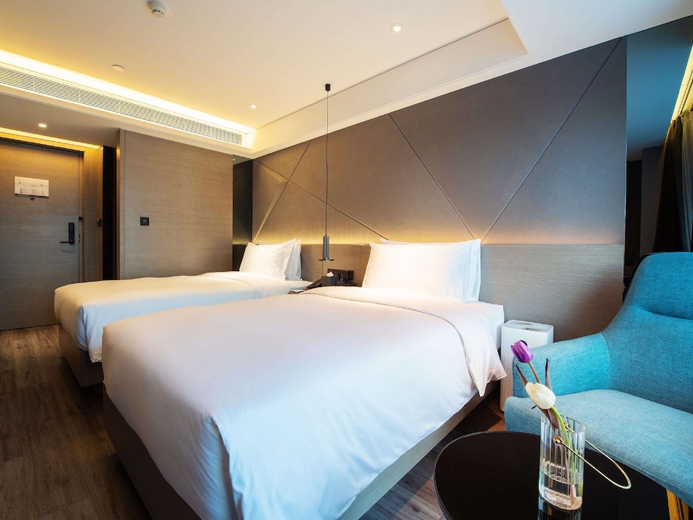 Deluxe Room, 2 Twin Beds photo 1