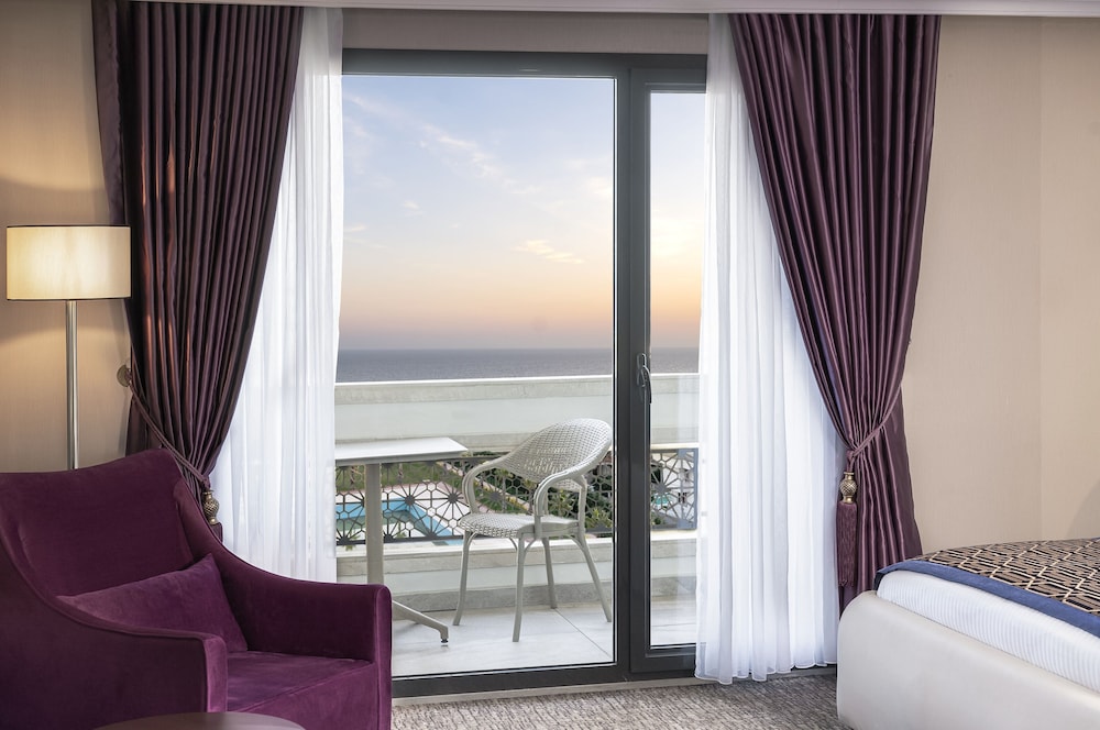 Standard Room, 1 Double Bed (Land View) - Photo 6