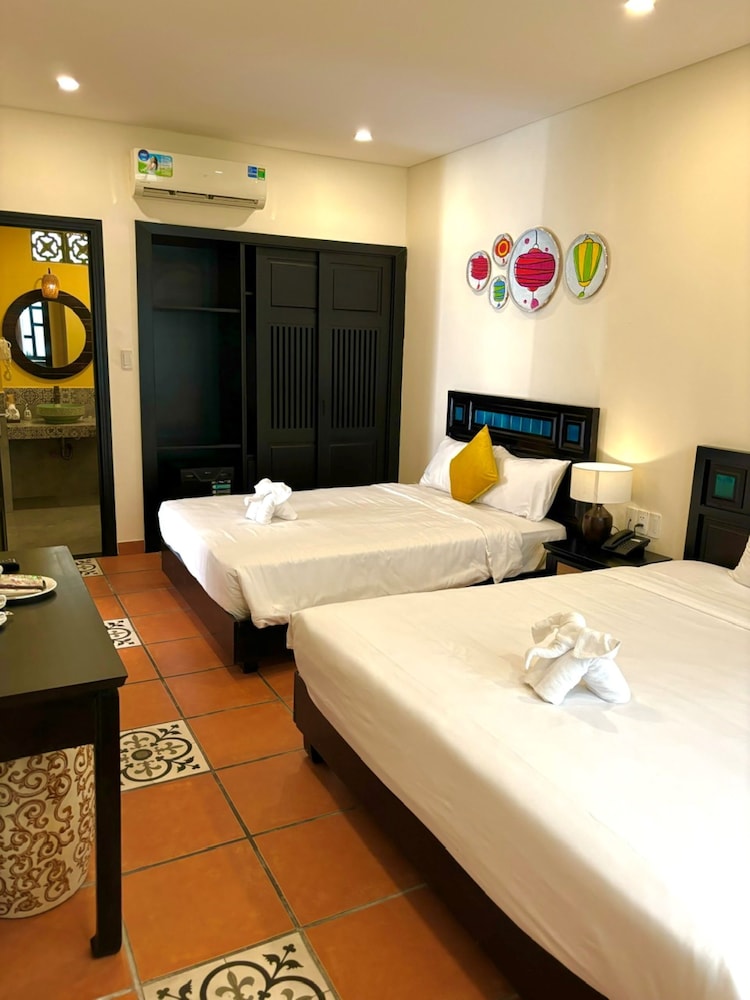 Quadruple Room - Photo 5