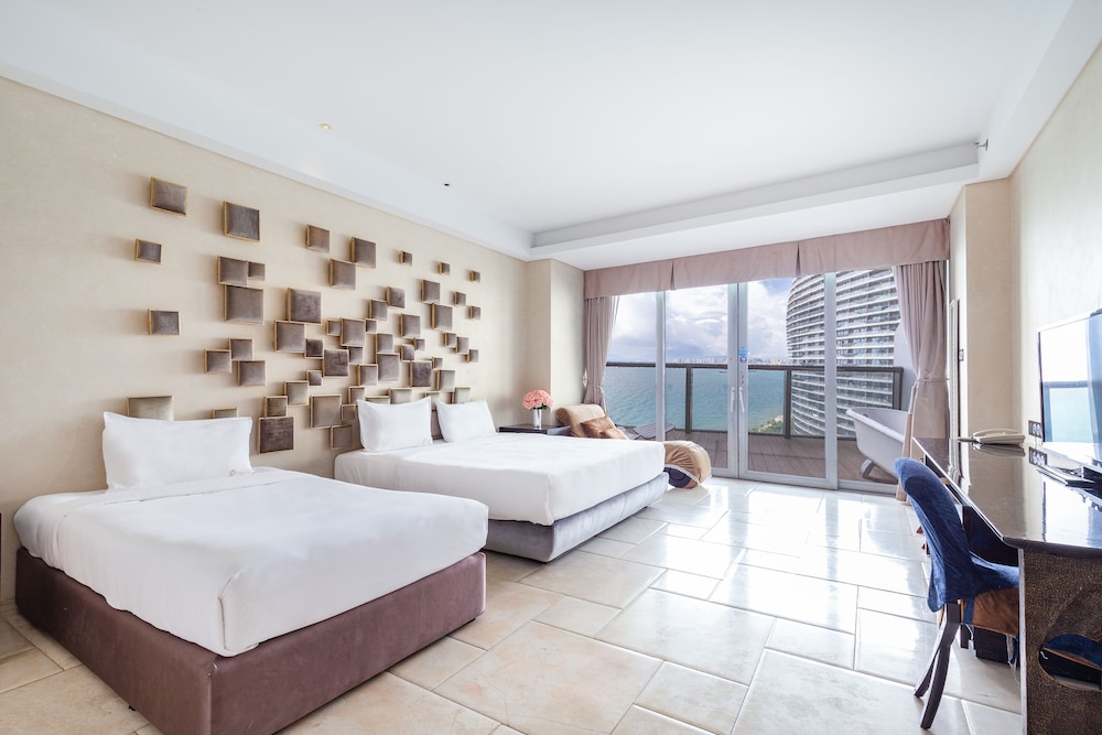 Twin Room, Sea View(11F)