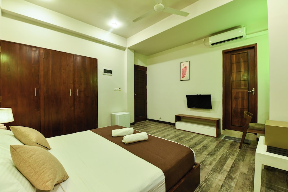 Deluxe Double Room, Pool View photo 2