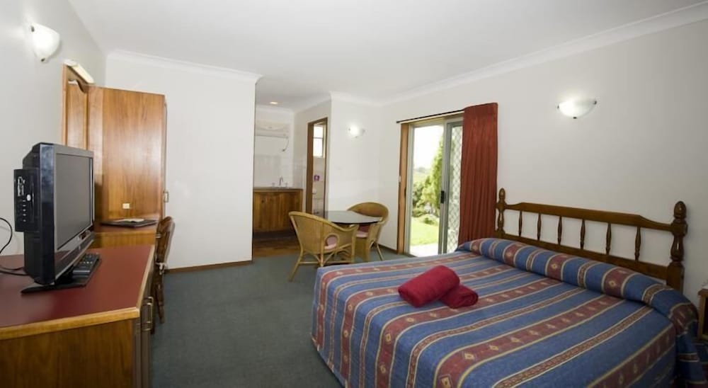 Riverside Room photo 2
