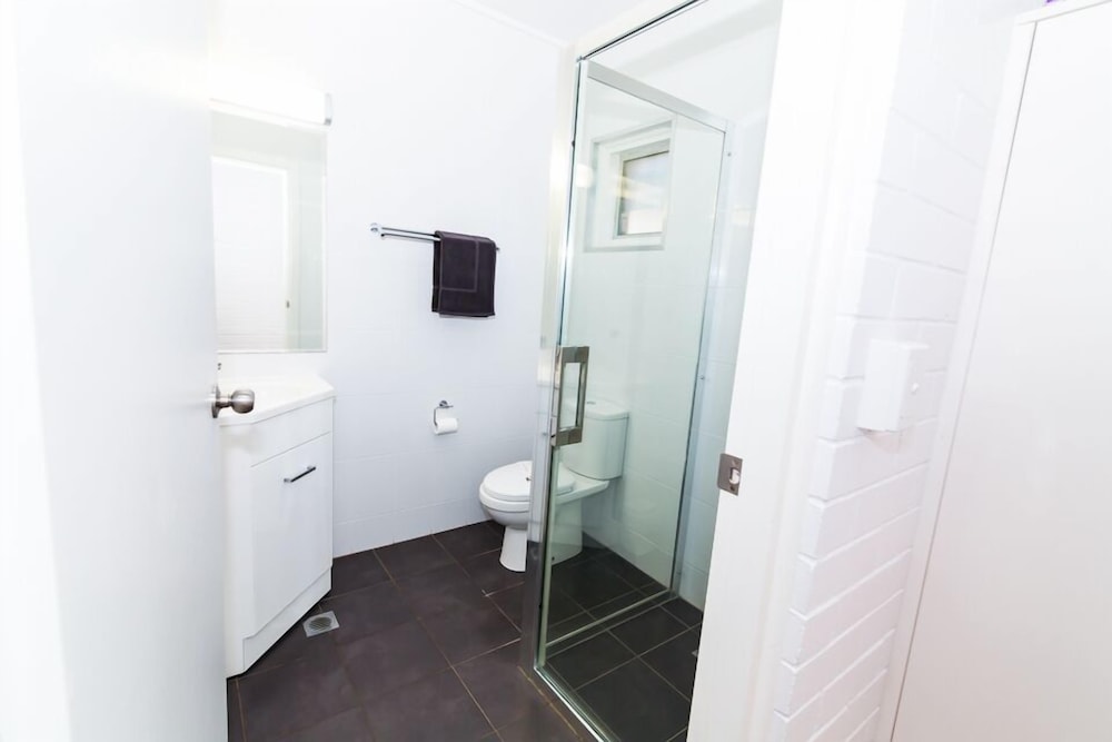 Deluxe Double Room, 1 King Bed photo 2