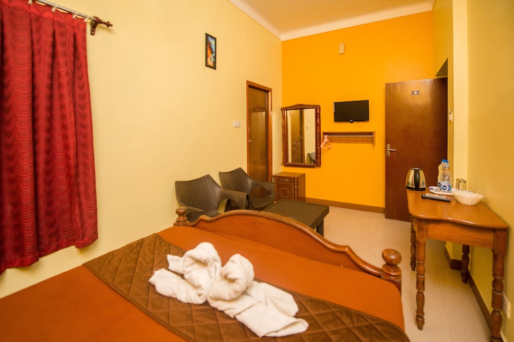 Deluxe Room - Photo 2