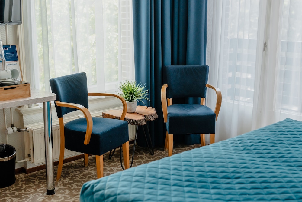 Superior Twin Room, Balcony photo 2