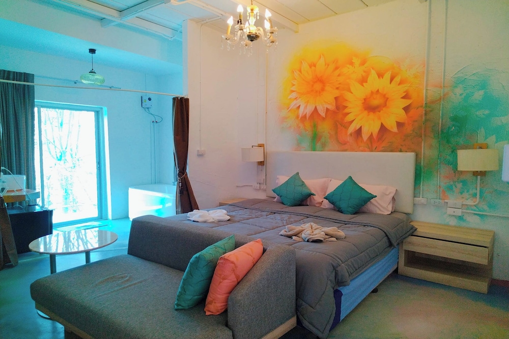 Deluxe Room - Photo 1