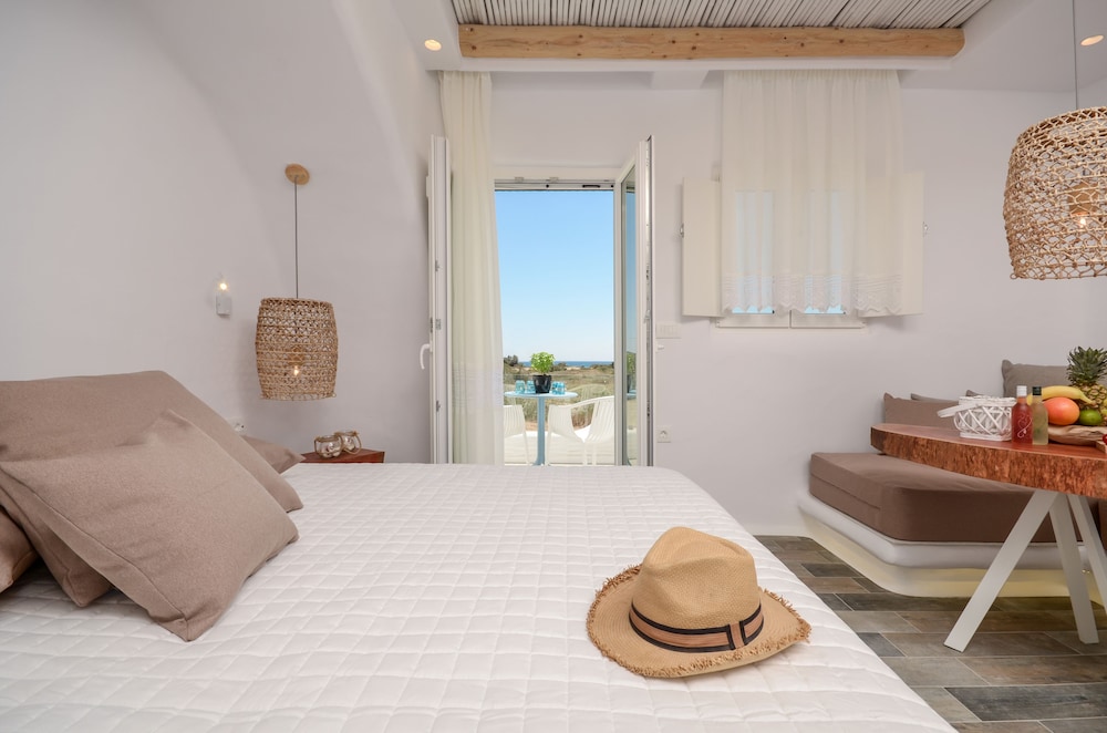 Deluxe Suite, 1 Bedroom, Sea View photo 3