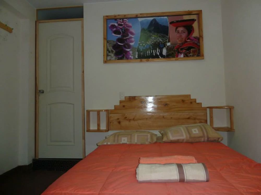 Elite Double Room, 1 Queen Bed, Non Smoking, Courtyard View photo 3