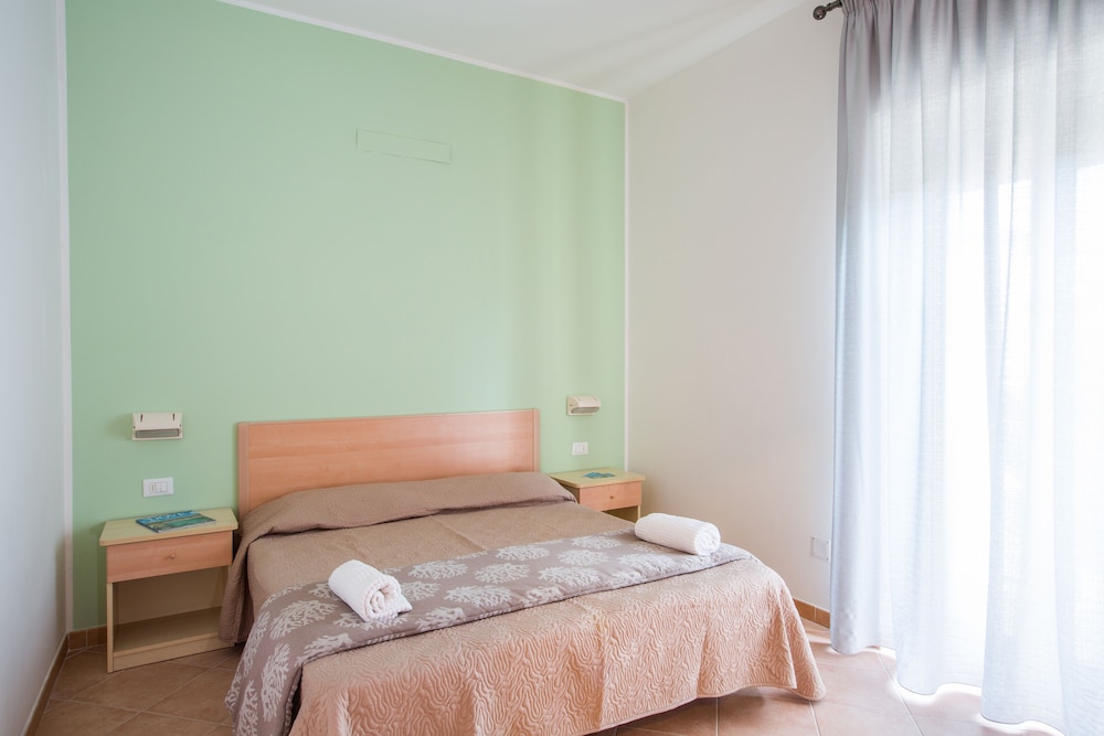 Triple Room, 1 Bedroom, Balcony photo 1