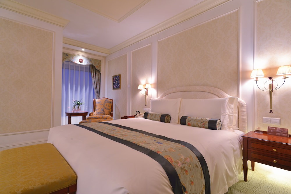 Executive Room photo 2