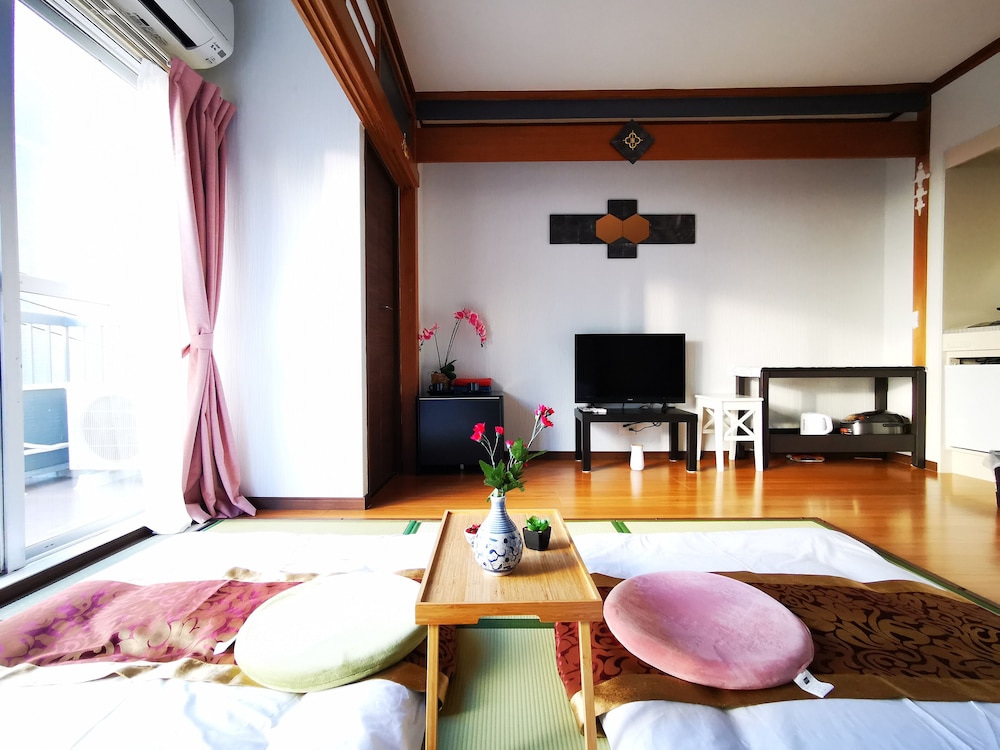 Room (4888) photo 1
