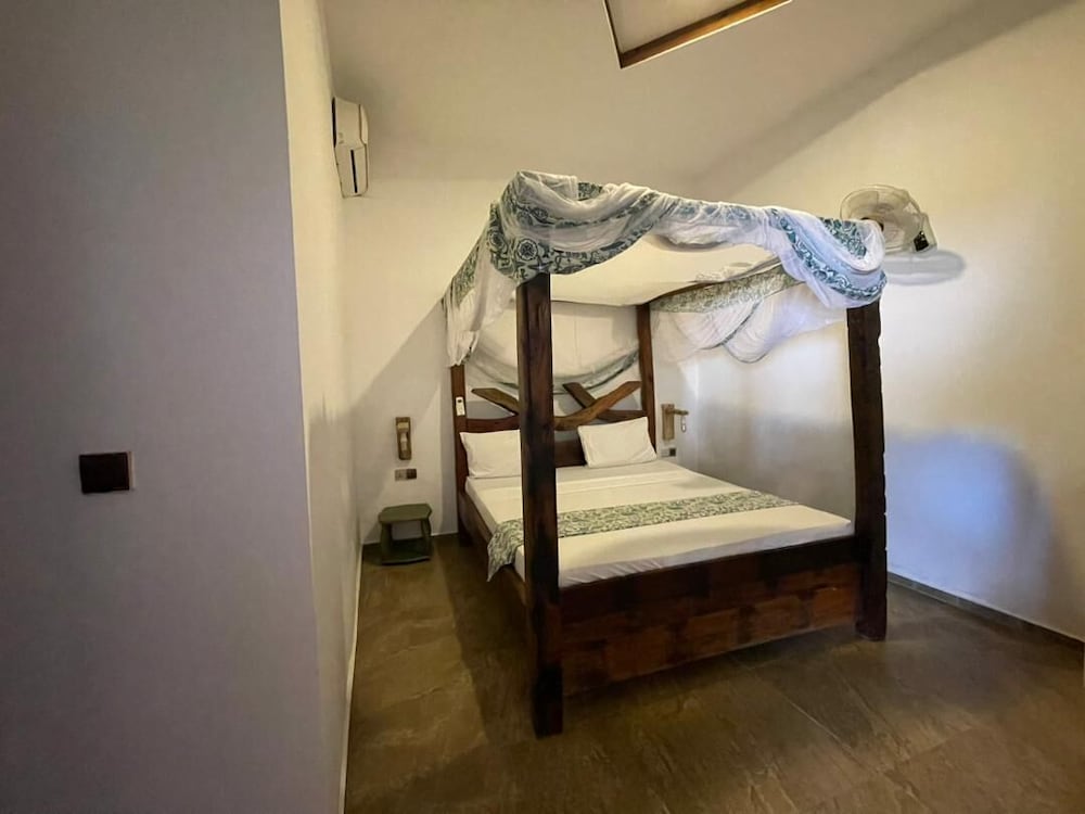 Standard Double or Twin Room, Garden View