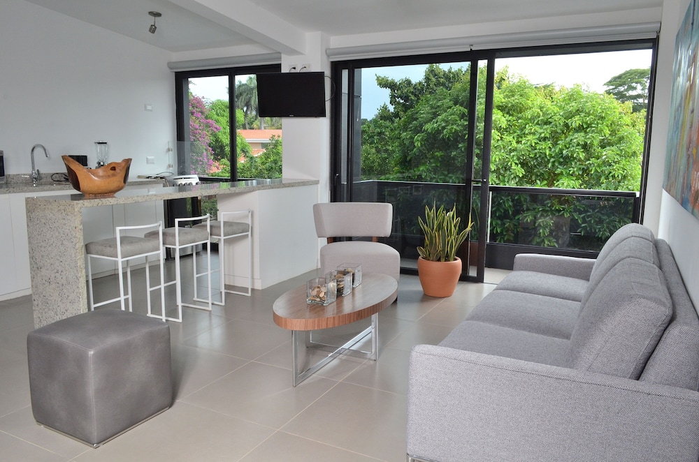 Executive Apartment photo 2