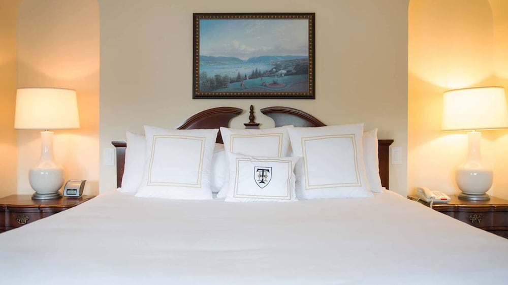 King Deluxe Room