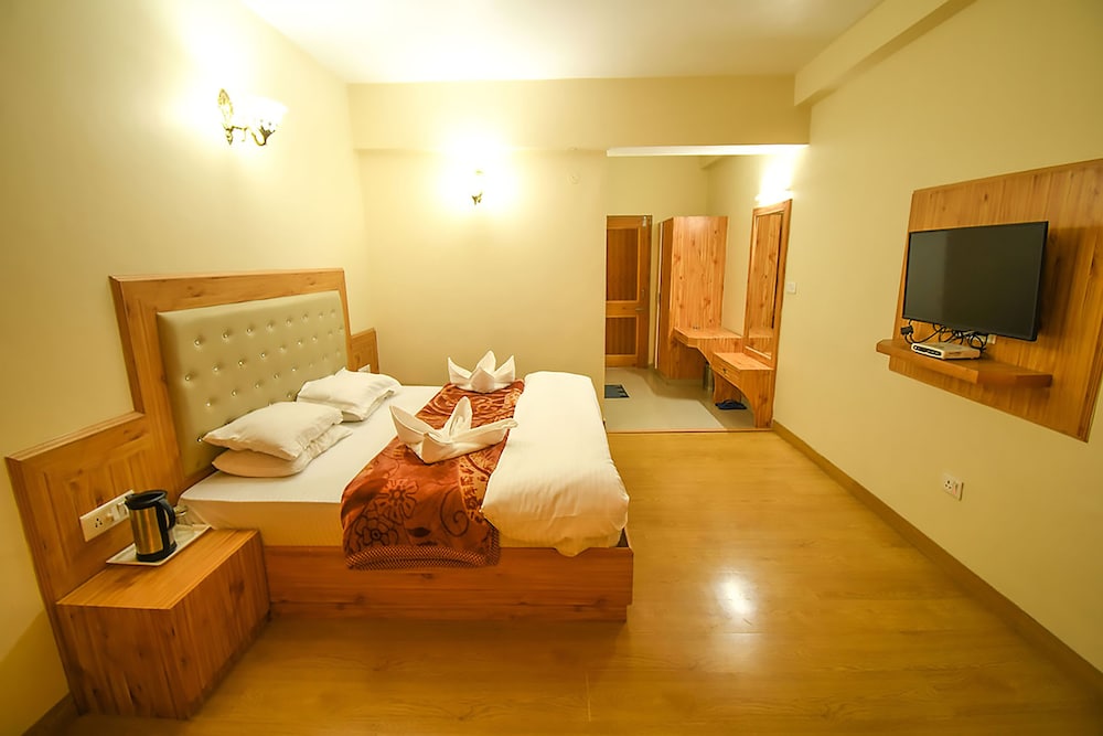 Deluxe Room - Photo 1