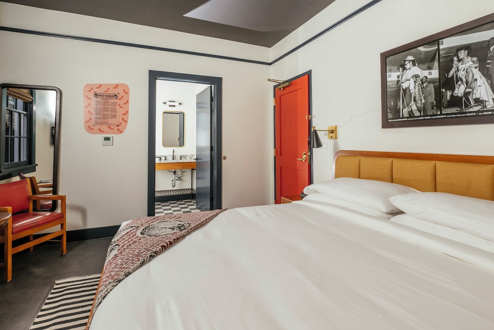 Patsy Vidalia Room