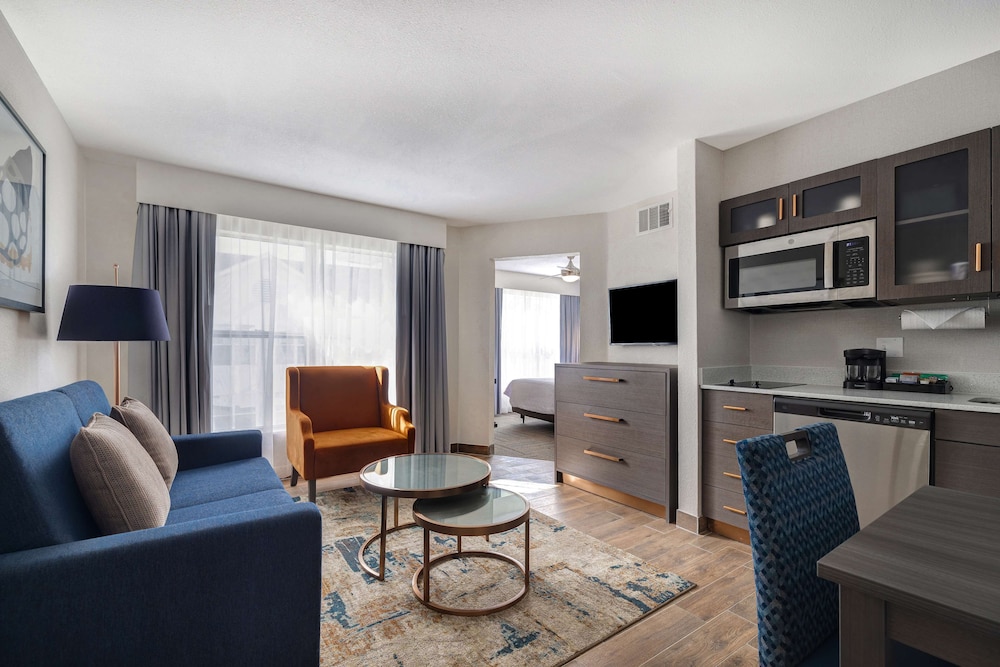 Suite, 2 Double Beds, Accessible, Bathtub - Photo 14