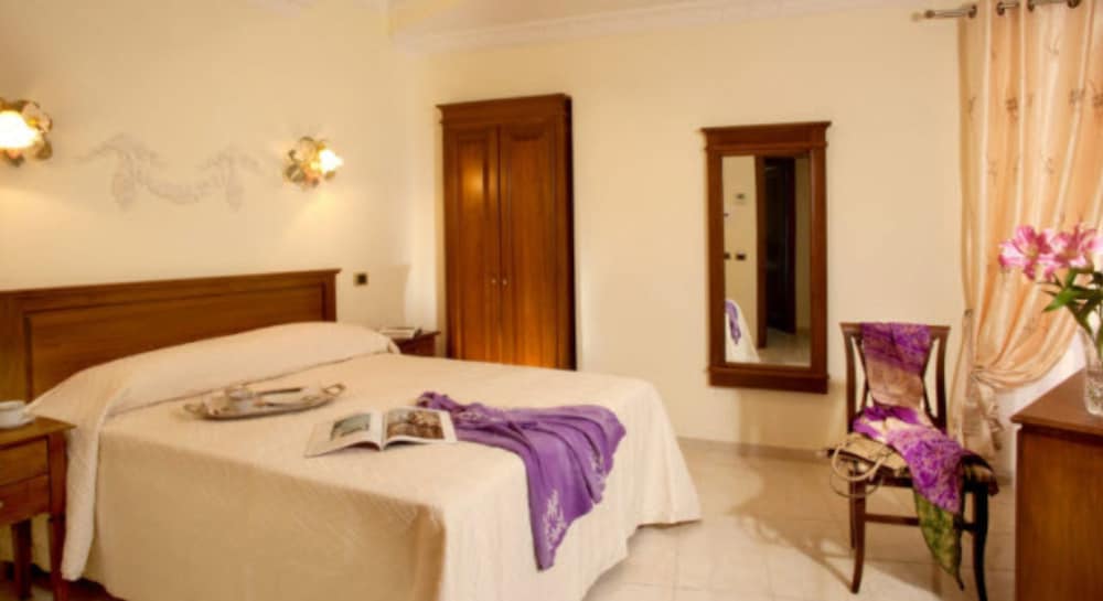Double Room, Annex Building (De Monti )