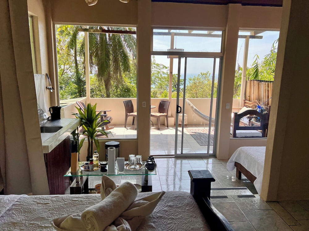Deluxe Studio Suite, Balcony, Sea View