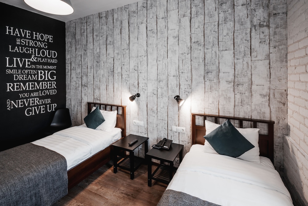 Standard Twin Room photo 1