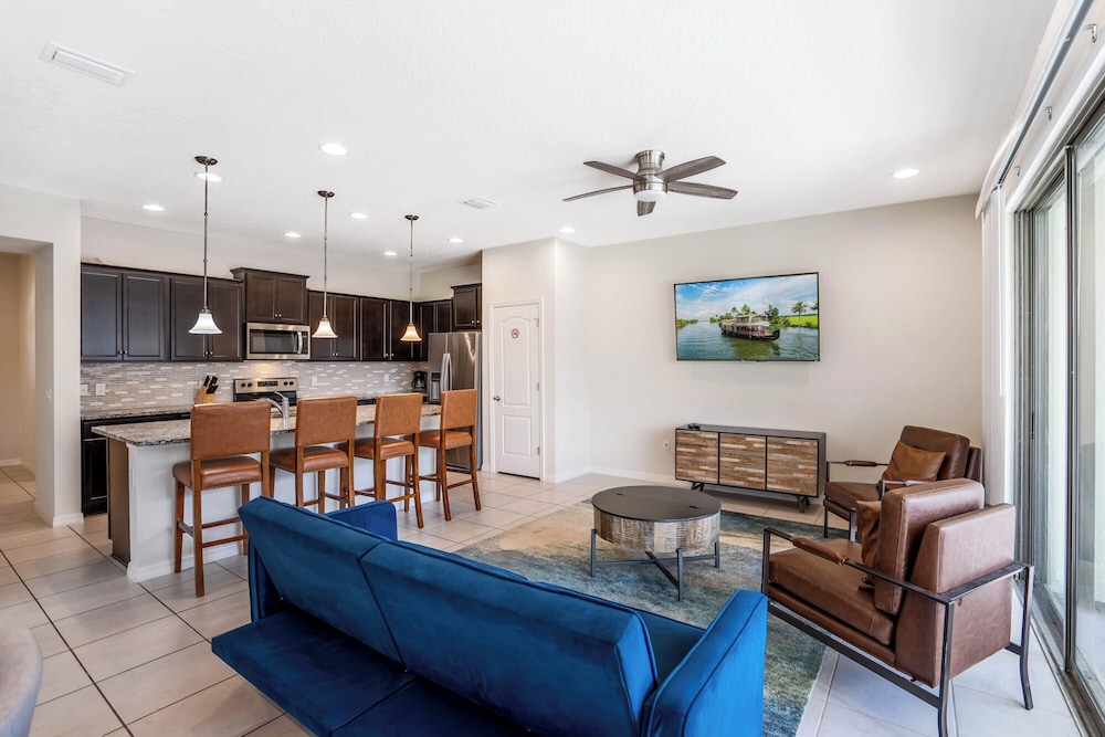 Townhome, Multiple Beds, Pool Access, Pool View (House of Fun at Windsor Westside)