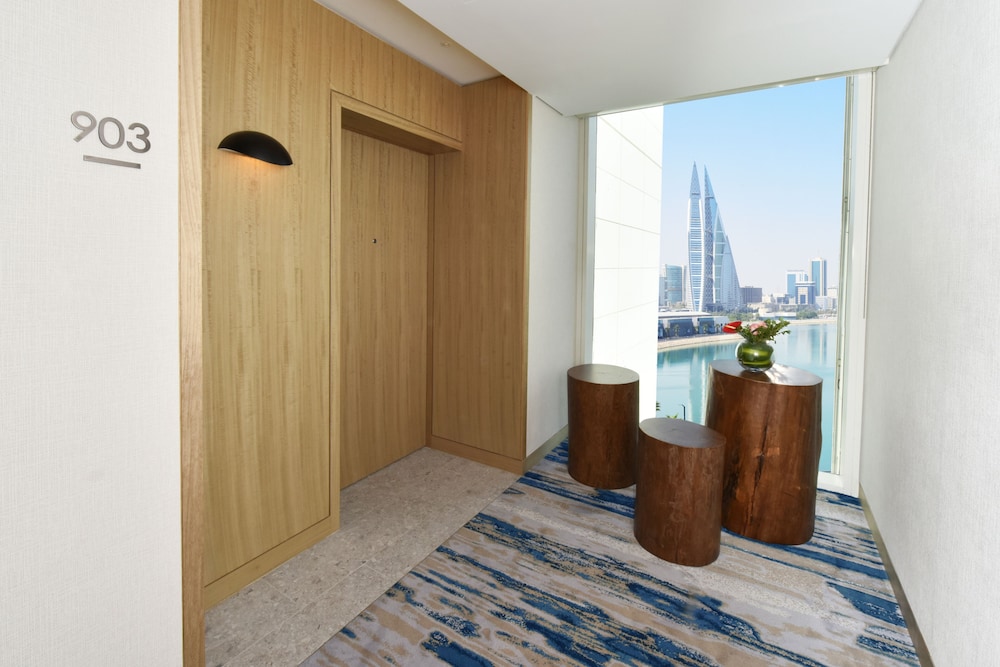 King, Room, Bay View, Corner - Photo 2