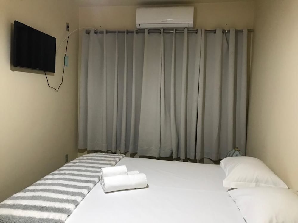 Double or Twin Room - Photo 5