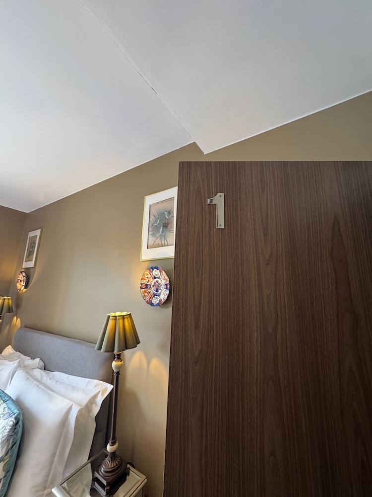 Double Room, Ensuite (Townhouse) photo 3