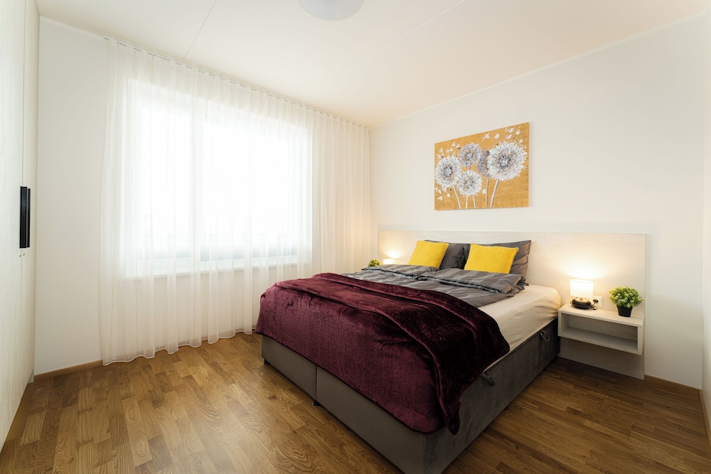 Premium Apartment, 1 Bedroom, Non Smoking, Courtyard View photo 2