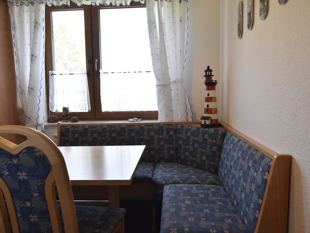 Apartment photo 2